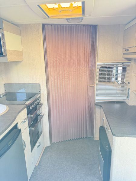 ✨STUNNING STERLING ECCLES 4 BERTH FIXED BED✨ 399985457