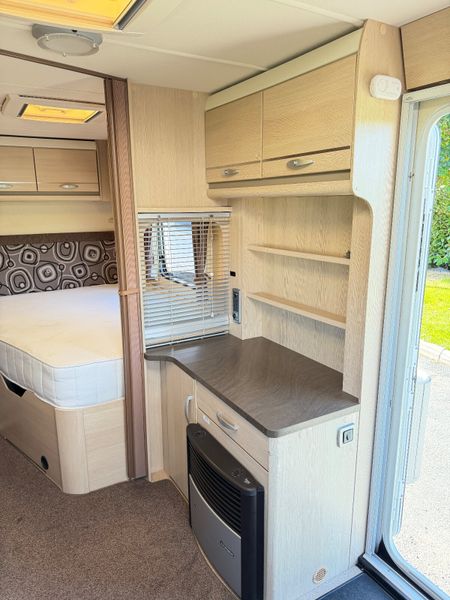 ✨STUNNING STERLING ECCLES 4 BERTH FIXED BED✨ 399985460