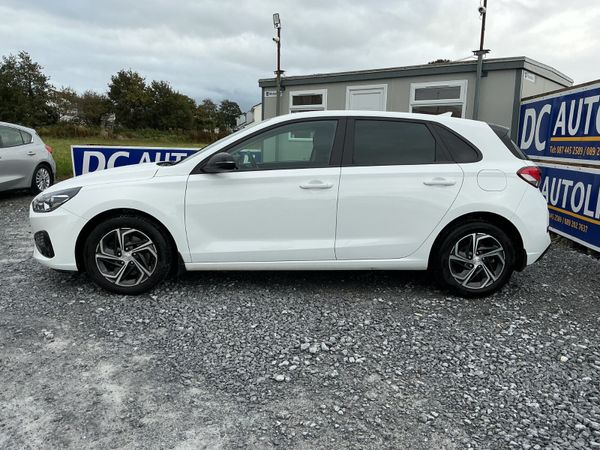 2022 HYUNDAI i30 1.6 DIESEL 2 SEATER VAN SPOTLESS 399901770