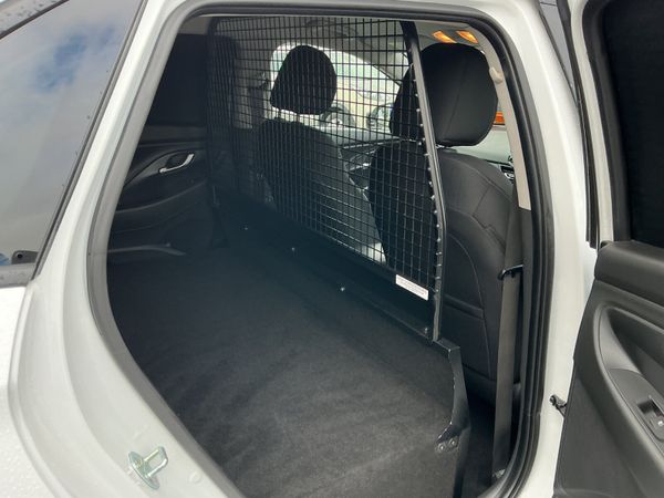 2022 HYUNDAI i30 1.6 DIESEL 2 SEATER VAN SPOTLESS 399901776