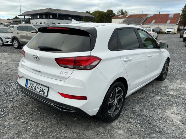 2022 HYUNDAI i30 1.6 DIESEL 2 SEATER VAN SPOTLESS 399901780