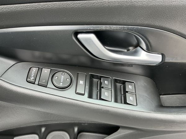 2022 HYUNDAI i30 1.6 DIESEL 2 SEATER VAN SPOTLESS 399901789