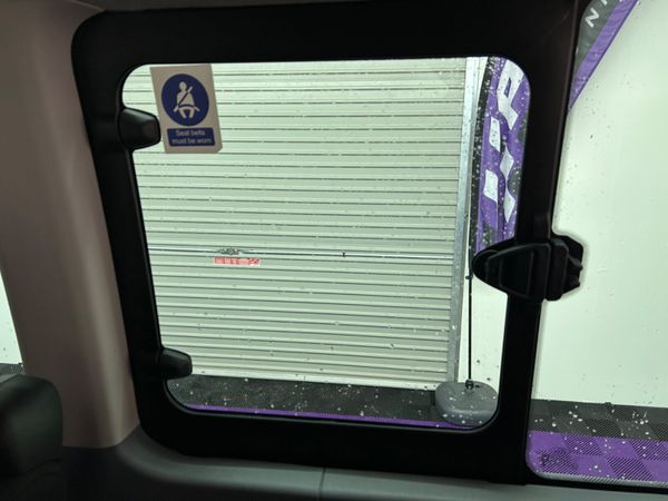 2015 (152) FORD TRANSIT 17 SEATER. 2.2 TDCI 301002225