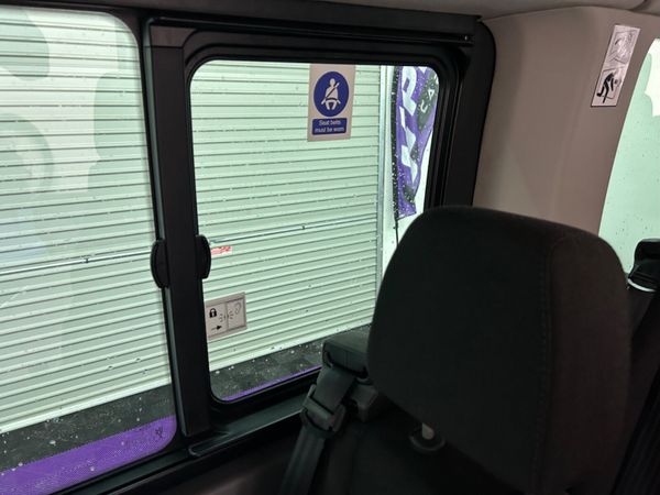 2015 (152) FORD TRANSIT 17 SEATER. 2.2 TDCI 301002229