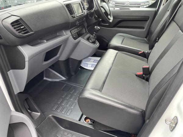 Opel Vivaro 304460503