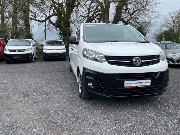 Opel Vivaro 304460506