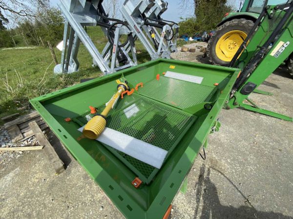 New Amazone Zax 903 Only €499+vat every 6 Month 304603559