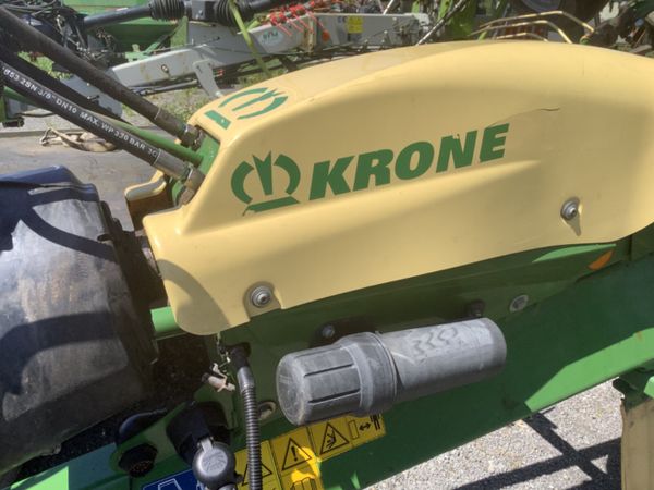 2019 Krone TC 880 rake. 306276297