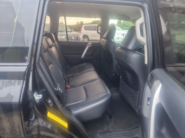 Toyota Land Cruiser Business Class 306472865