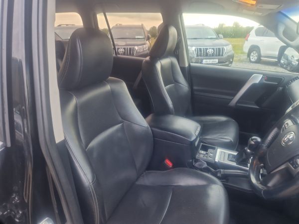 Toyota Land Cruiser Business Class 306472867