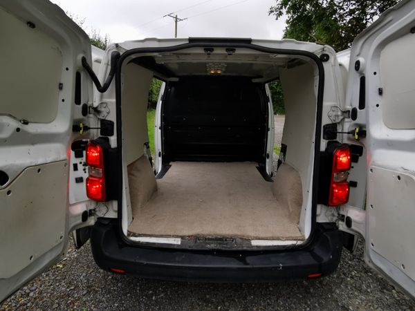 Peugeot Expert 2017 307479036