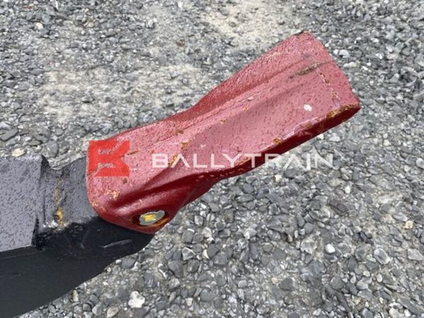 New 13/20 Ton Ripper Toe 311551851