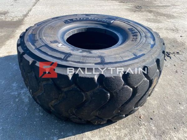 Michelin XHA2 26.5 x 25 Earthmover Tyres 312085017