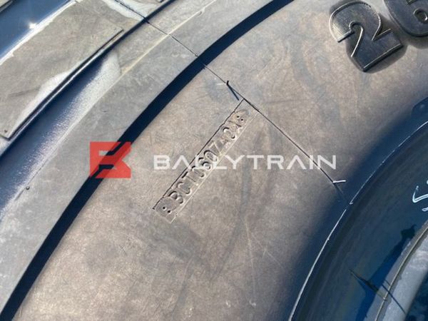 Michelin XHA2 26.5 x 25 Earthmover Tyres 312085024