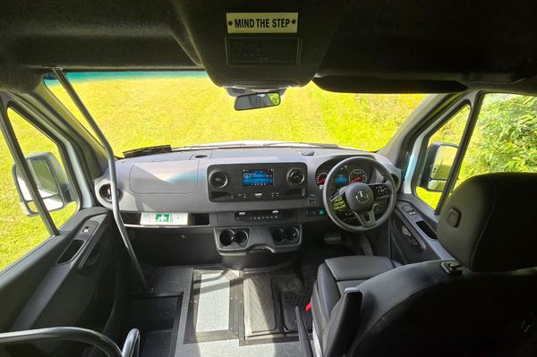 Sprinter Wheelchair Bus 18+1 - 5 Year Warranty 312105715