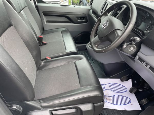 Opel Vivaro 313433850