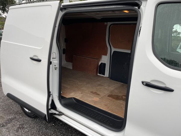 Opel Vivaro 316532345