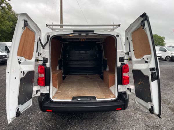 Opel Vivaro 316532380