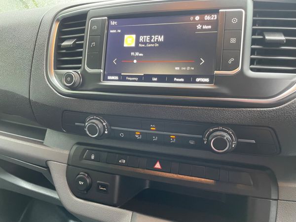 Opel Vivaro 316989845