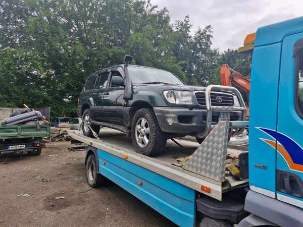 Toyota landcruiser amazon breaking for parts 318619464
