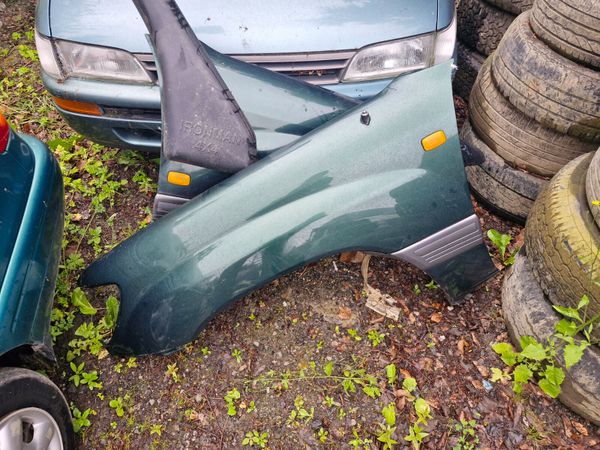 Toyota landcruiser amazon breaking for parts 318619474