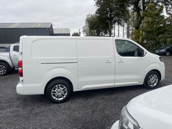 Vauxhall Vivaro 321559745