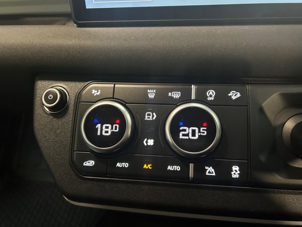 221 LANDROVER DEFENDER 110 3.0D - 3 SEATS - LOW KM 321577547