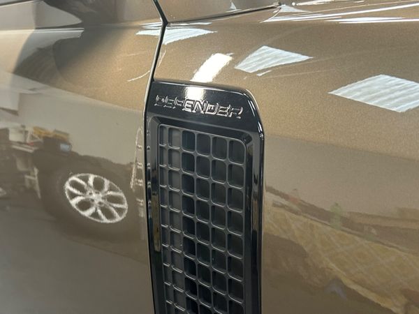 221 LANDROVER DEFENDER 110 3.0D - 3 SEATS - LOW KM 321577550