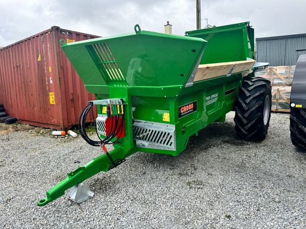 Cross 900 Rear Discharge Muck Spreader 321935892