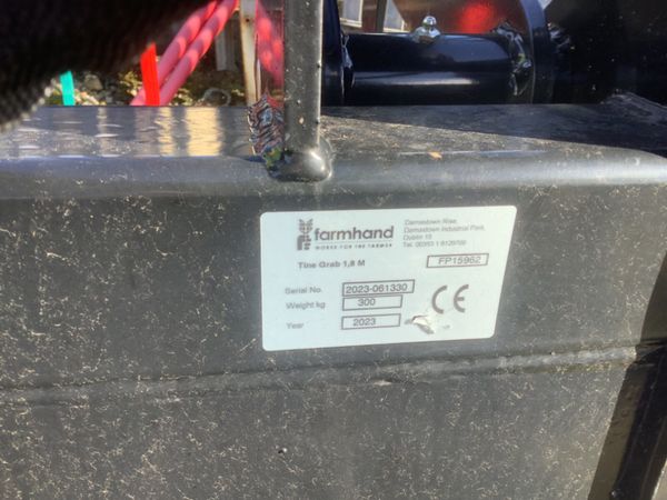 Silage grabs 322503761