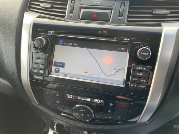 Nissan Navara 323330068