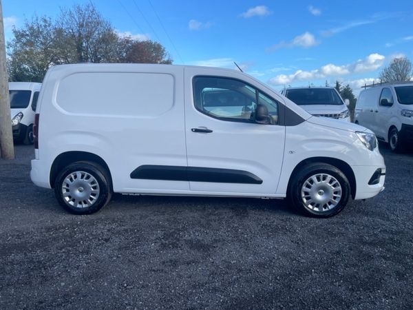 Opel Combo Sportive 323948086