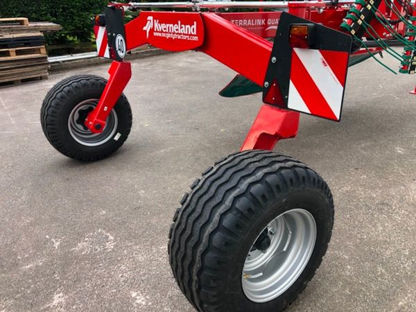 New Kverneland 9472C Twin Rotor Rake 324170885