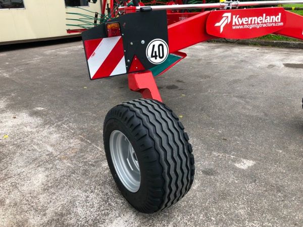 New Kverneland 9472C Twin Rotor Rake 324170886