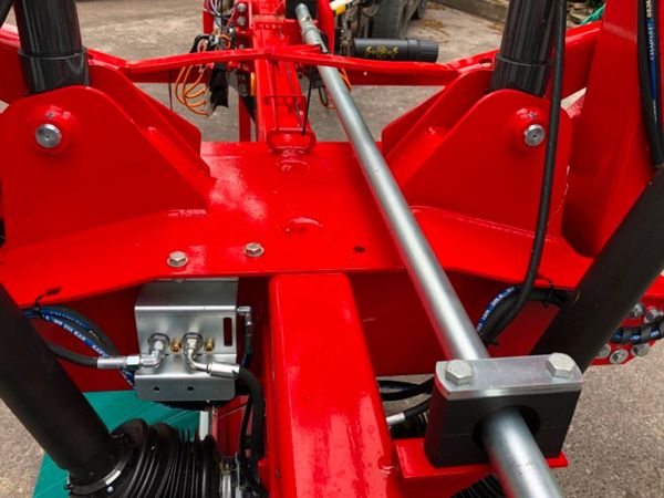 New Kverneland 9472C Twin Rotor Rake 324170888