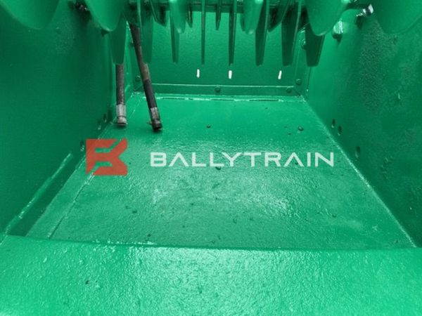 Shredder to suit Screener or Conveyor 325450572