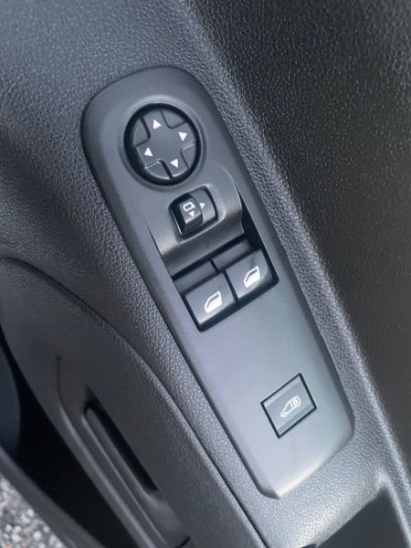 Peugeot Partner 325776270