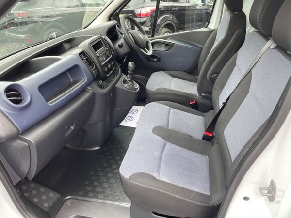 Opel Vivaro 326249149