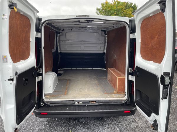 Opel Vivaro 326249180