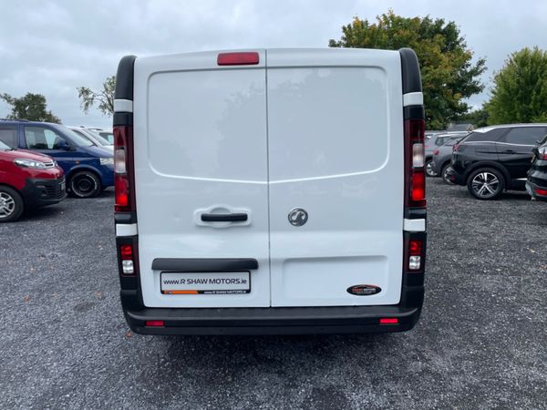 Opel Vivaro 326249183