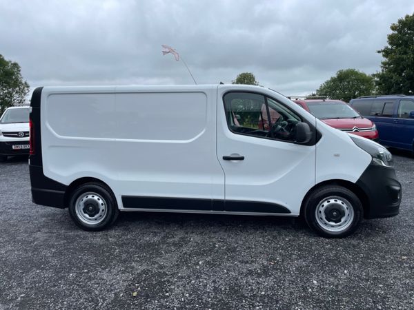 Opel Vivaro 326249186