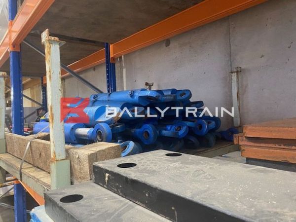 Hydraulic Cylinders 326320786