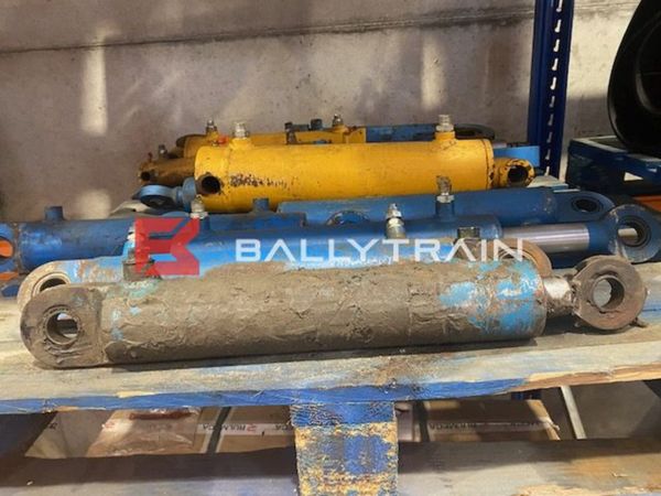 Hydraulic Cylinders 326320788