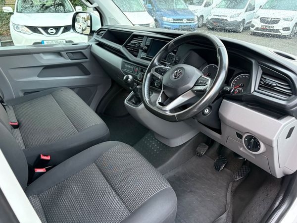 Volkswagen Transporter 330677349