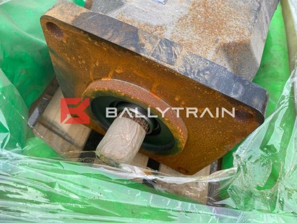 Linde HMV280 Motor Assembly (Powerscreen PT300) 330896199