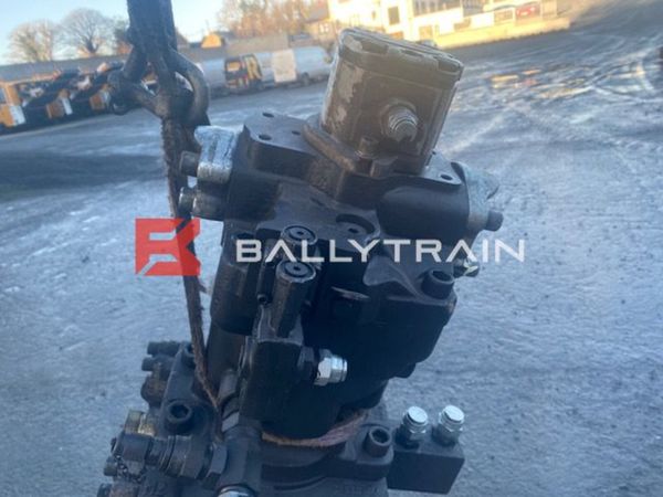 Danfoss Pump on Sandvik QJ341 HP8834,10-24-1131 331014800
