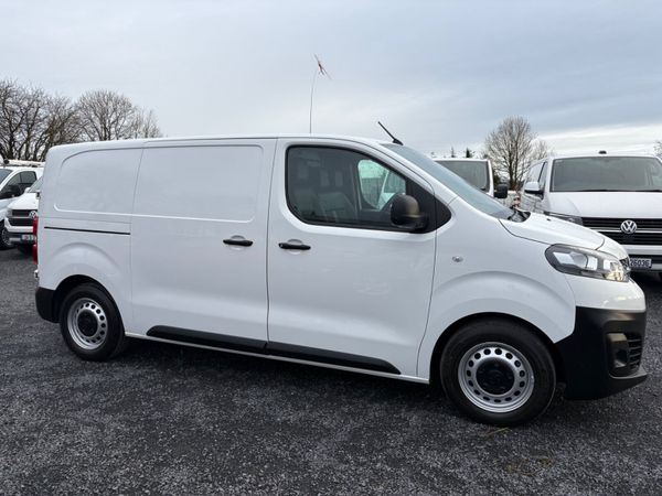 Opel Vivaro/ Peugeot Expert 332265038