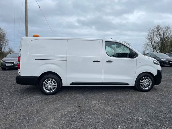 Opel Vivaro/ Peugeot Expert 332265128