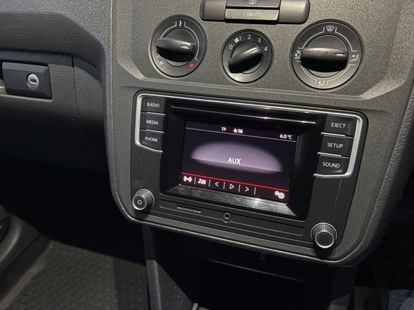 Volkswagen Caddy Maxi 334850664