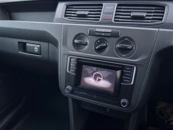 Volkswagen Caddy Maxi 334850676